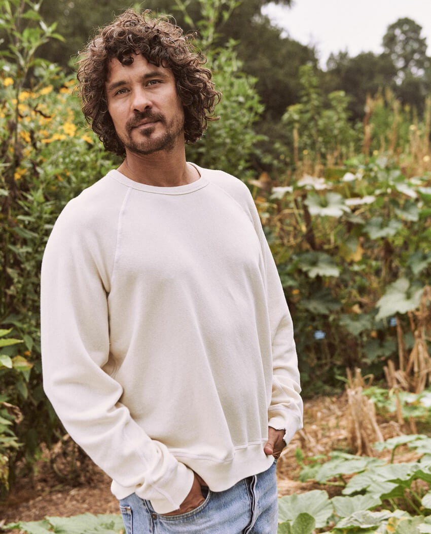 The Great. Tees &amp; Sweats | The Men&#039;s College Sweatshirt. Washed White - Men