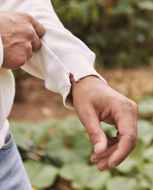 The Great. Tees &amp; Sweats | The Men&#039;s College Sweatshirt. Washed White - Men