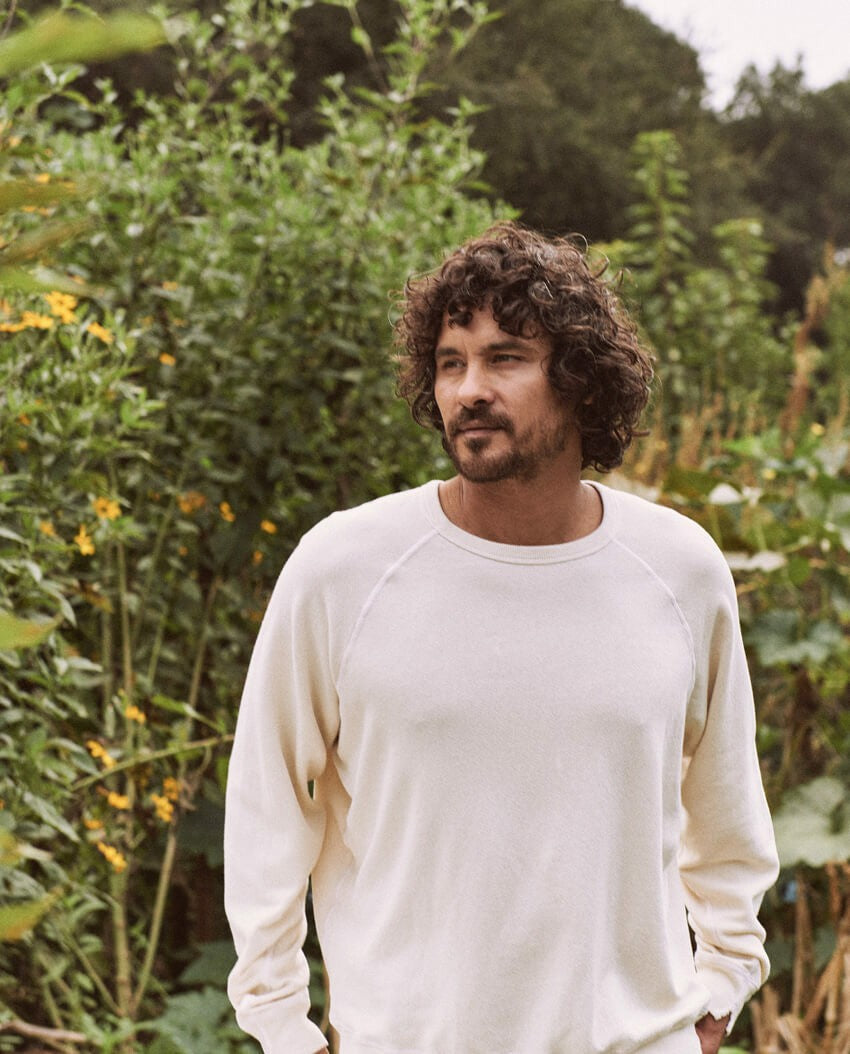 The Great. Tees &amp; Sweats | The Men&#039;s College Sweatshirt. Washed White - Men