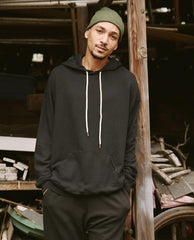 The Great. Tees &amp; Sweats | The Men&#039;s Gym Drawstring Hoodie. Almost Black - Men