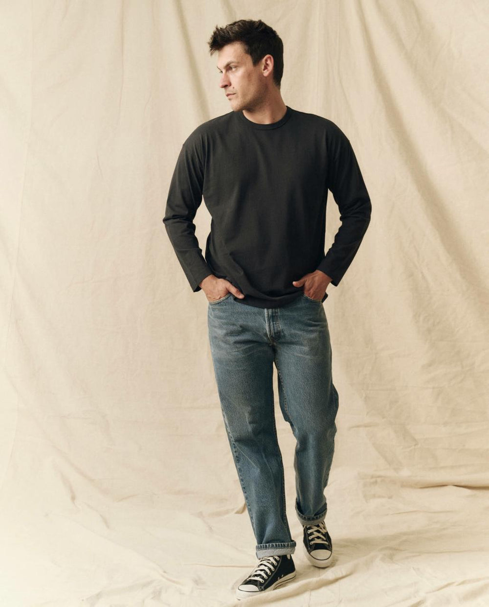 The Great. Tees &amp; Sweats | The Men&#039;s Pure Knits Long Sleeve Boxy Crew. Solid Almost Black - Men