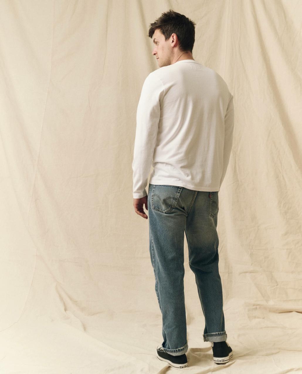 The Great. Tees &amp; Sweats | The Men&#039;s Pure Knits Long Sleeve Slim Crew. True White - Men