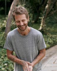 The Great. Tees &amp; Sweats | The Men&#039;s Slim Tee. Heather Grey - Men