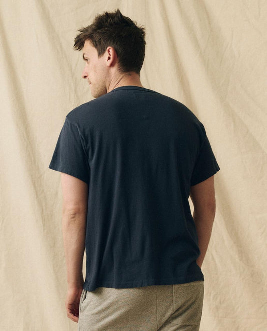 The Great. Tees &amp; Sweats | The Men&#039;s Slim Tee. True Navy - Men