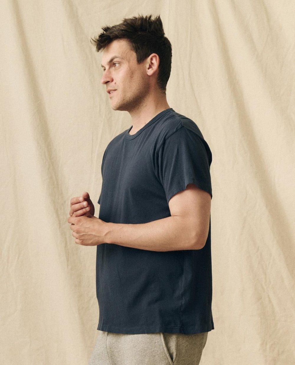 The Great. Tees &amp; Sweats | The Men&#039;s Slim Tee. True Navy - Men