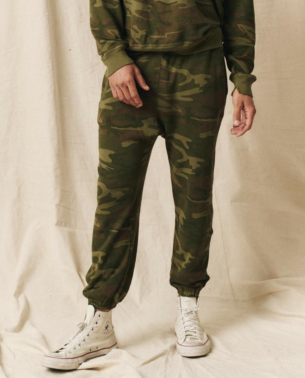 The Great. Tees &amp; Sweats | The Men&#039;s Stadium Sweatpant. Deep Woods Camo - Men