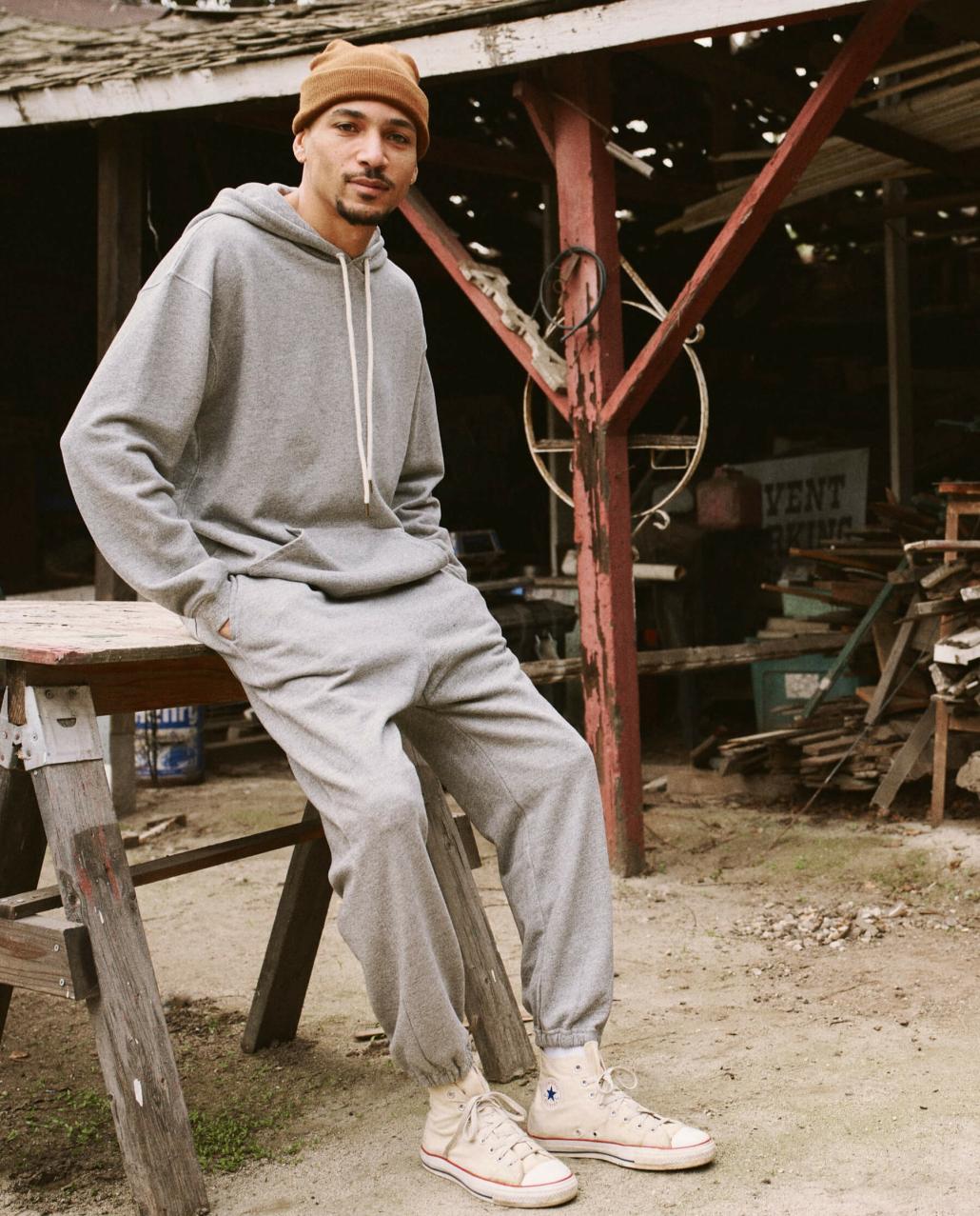 The Great. Tees &amp; Sweats | The Men&#039;s Stadium Sweatpant. Varsity Grey - Men