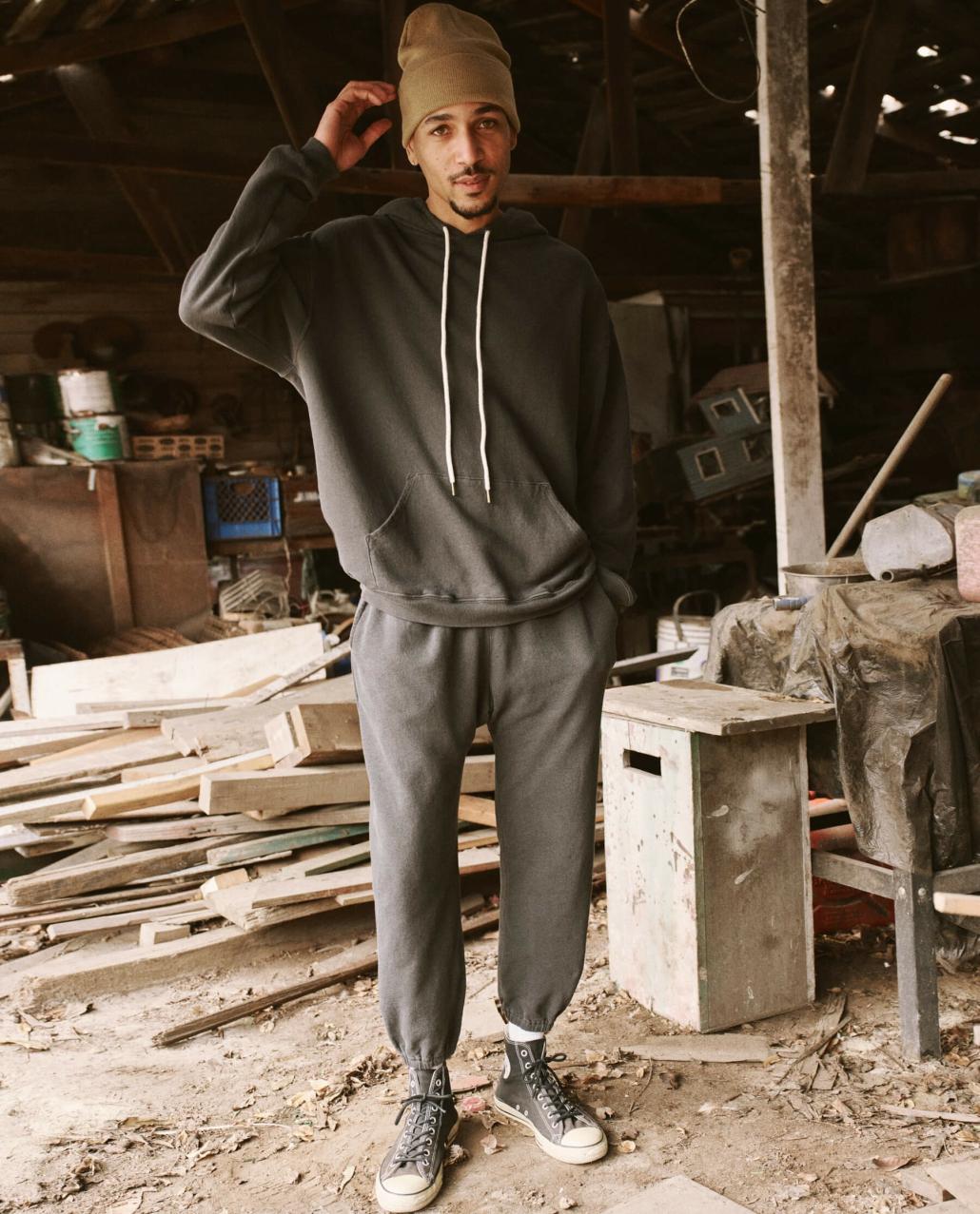 The Great. Tees &amp; Sweats | The Men&#039;s Stadium Sweatpant. Washed Black - Men