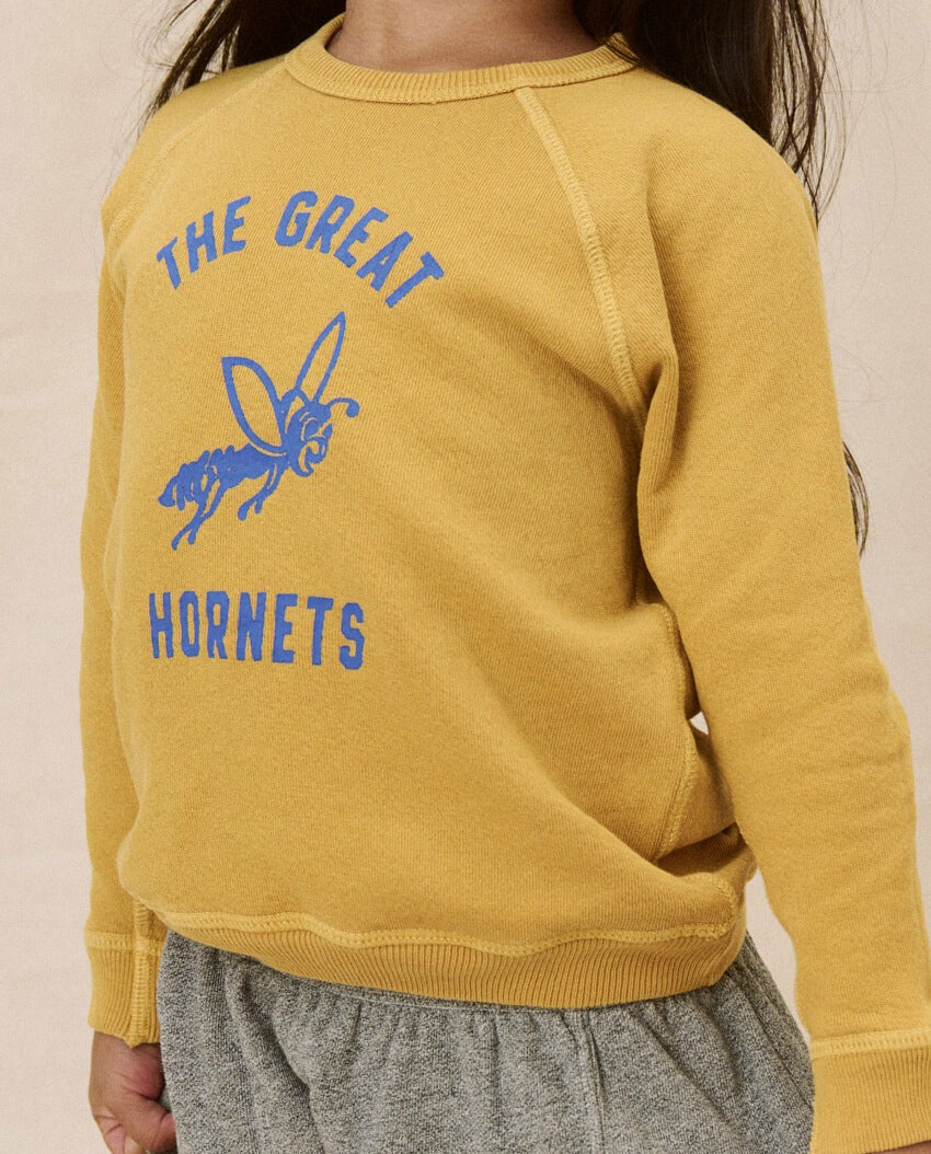 The Great. Tees &amp; Sweats | The Little College Sweatshirt. Graphic Daisy With Hornet Graphic - Kids