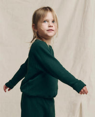 The Great. Tees &amp; Sweats | The Little College Sweatshirt. Solid Pinyon - Kids