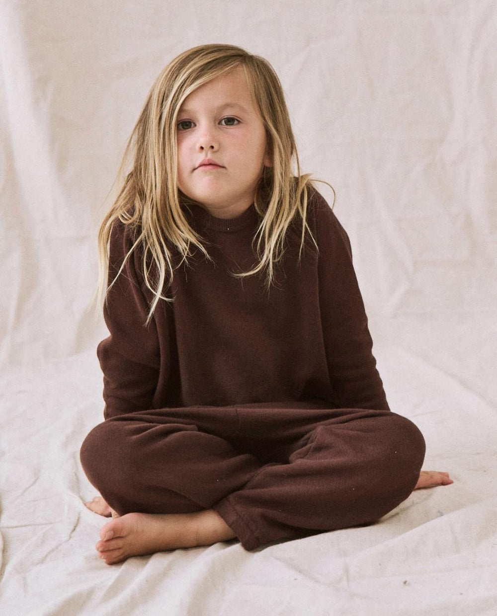 The Great. Tees &amp; Sweats | The Little College Sweatshirt. Solid Toasted Walnut - Kids