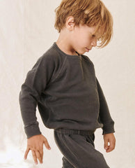 The Great. Tees &amp; Sweats | The Little College Sweatshirt. Washed Black - Kids