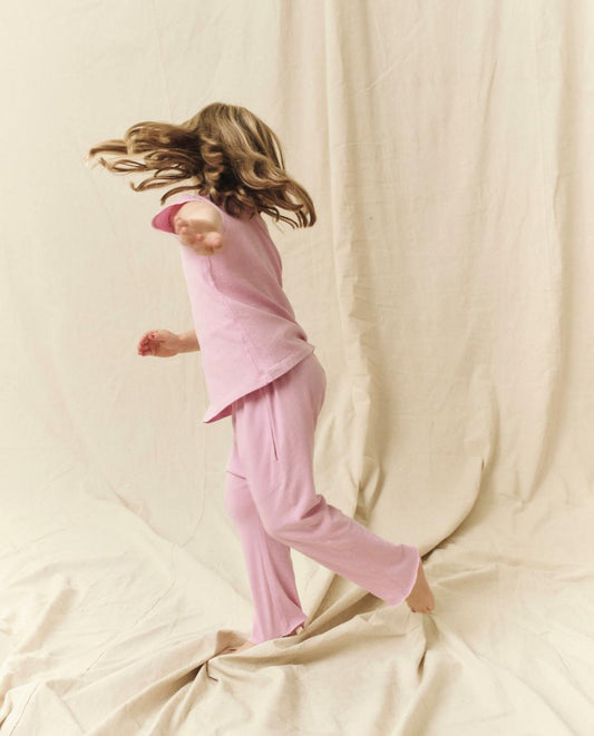 The Great. Tees &amp; Sweats | The Little Jersey Crop. Solid Lilac Blossom - Kids