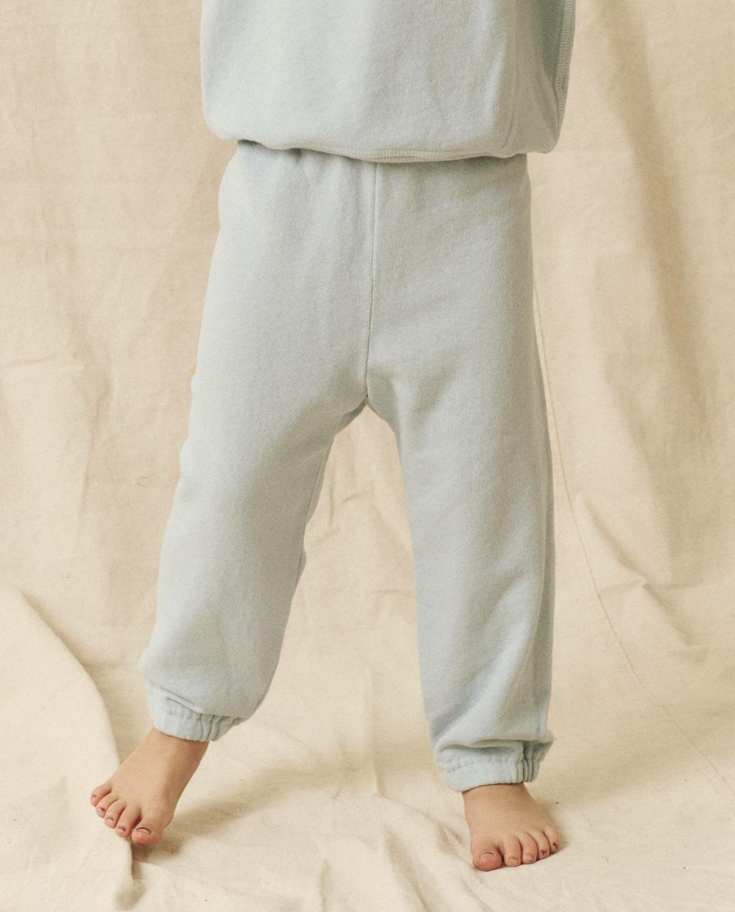 The Great. Tees &amp; Sweats | The Little Stadium Sweatpant. Solid Light Sky - Kids