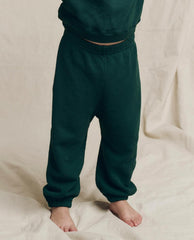 The Great. Tees &amp; Sweats | The Little Stadium Sweatpant. Solid Pinyon - Kids
