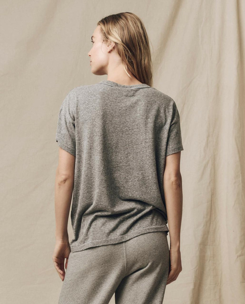 The Great. Tees | The Boxy Crew. Heather Grey - Women