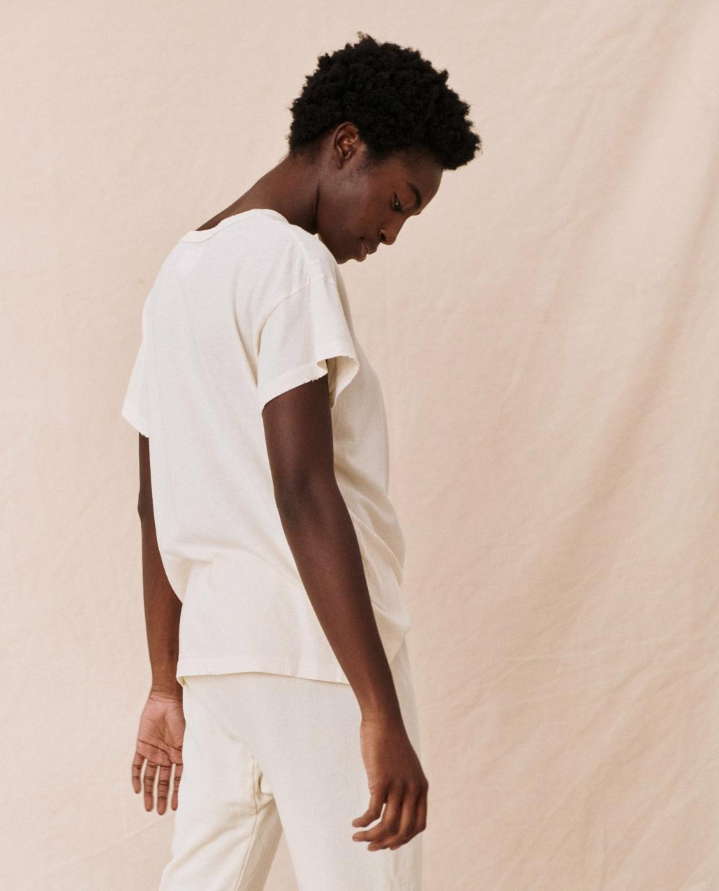 The Great. Tees | The Boxy Crew. Washed White - Women