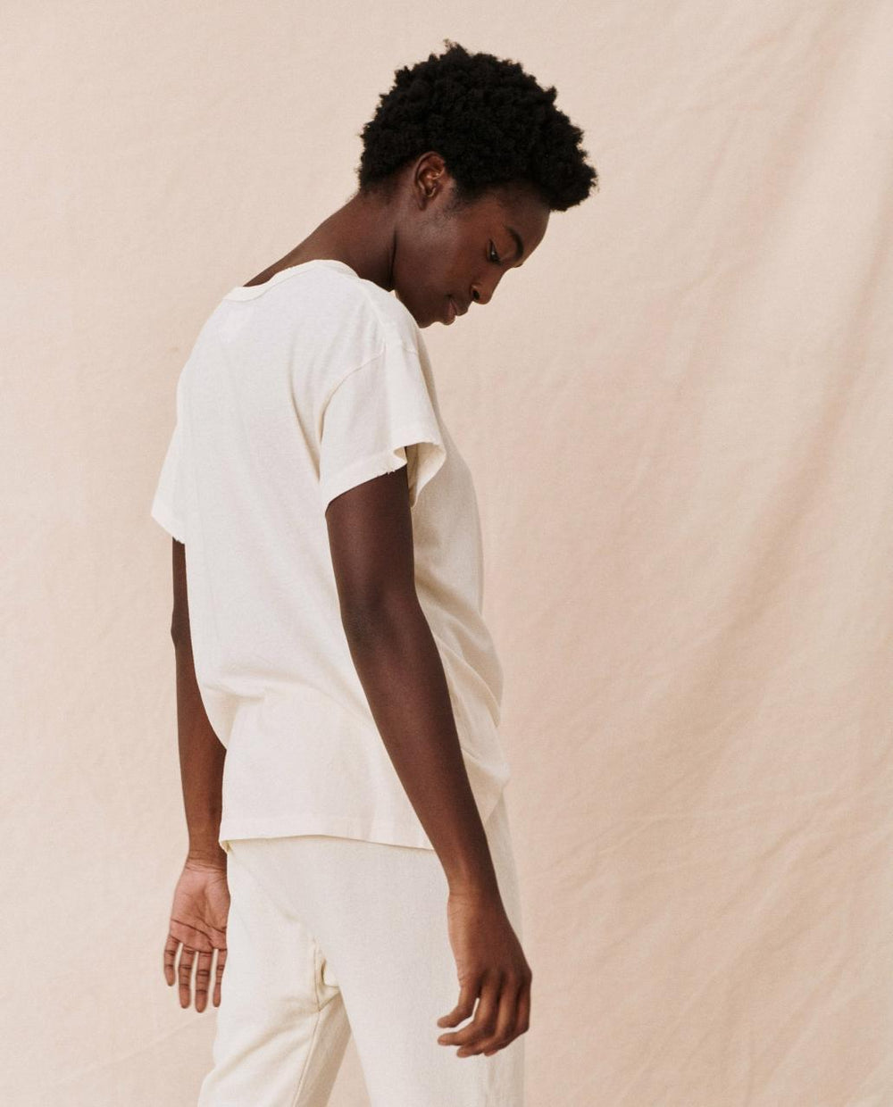 The Great. Tees | The Boxy Crew. Washed White - Women