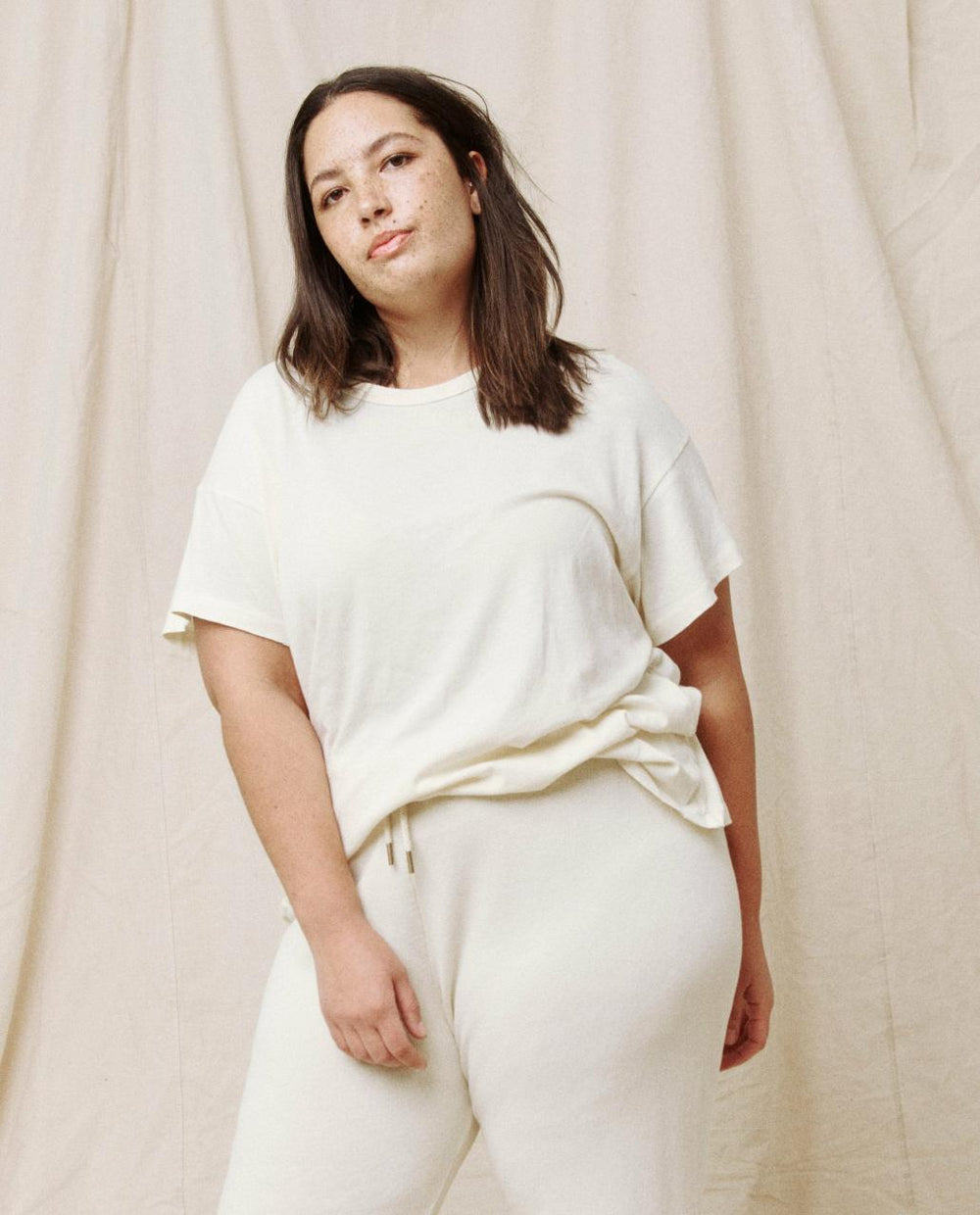 The Great. Tees | The Boxy Crew. Washed White - Women