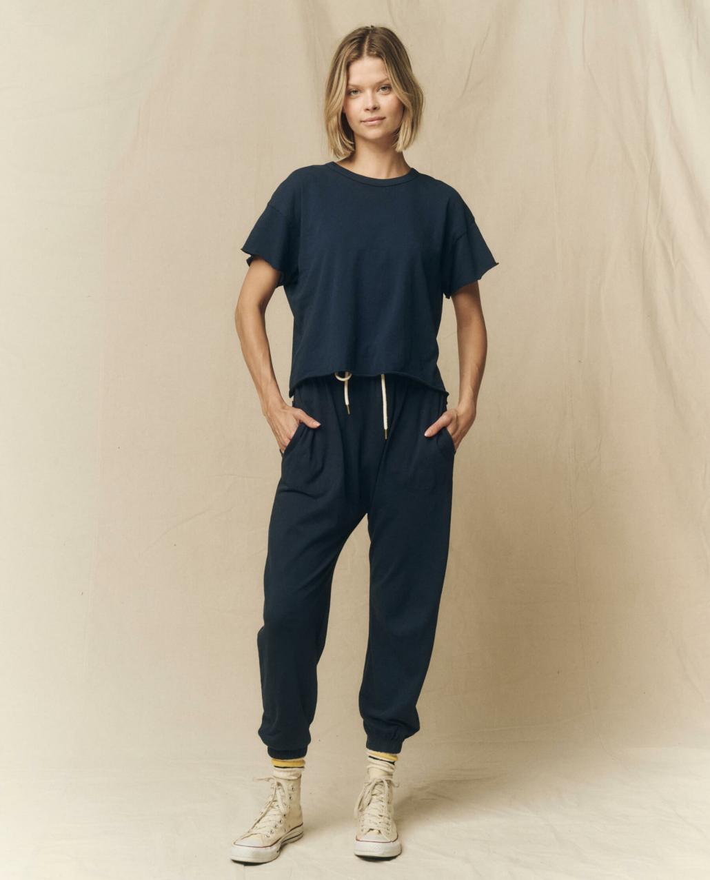 The Great. Tees | The Crop Tee. Solid True Navy - Women