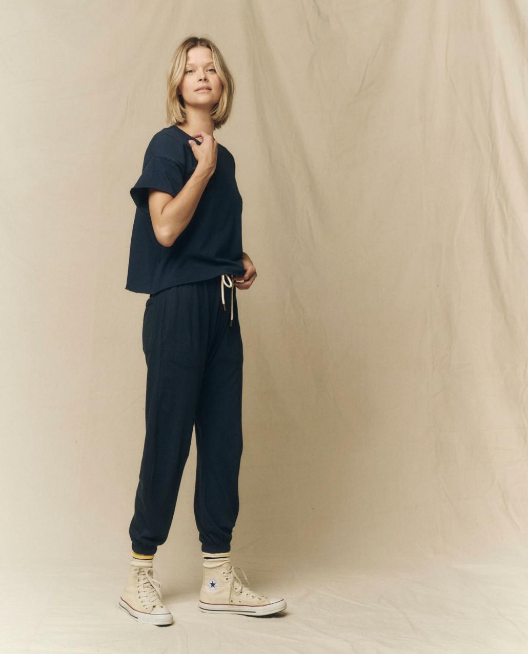 The Great. Tees | The Crop Tee. Solid True Navy - Women