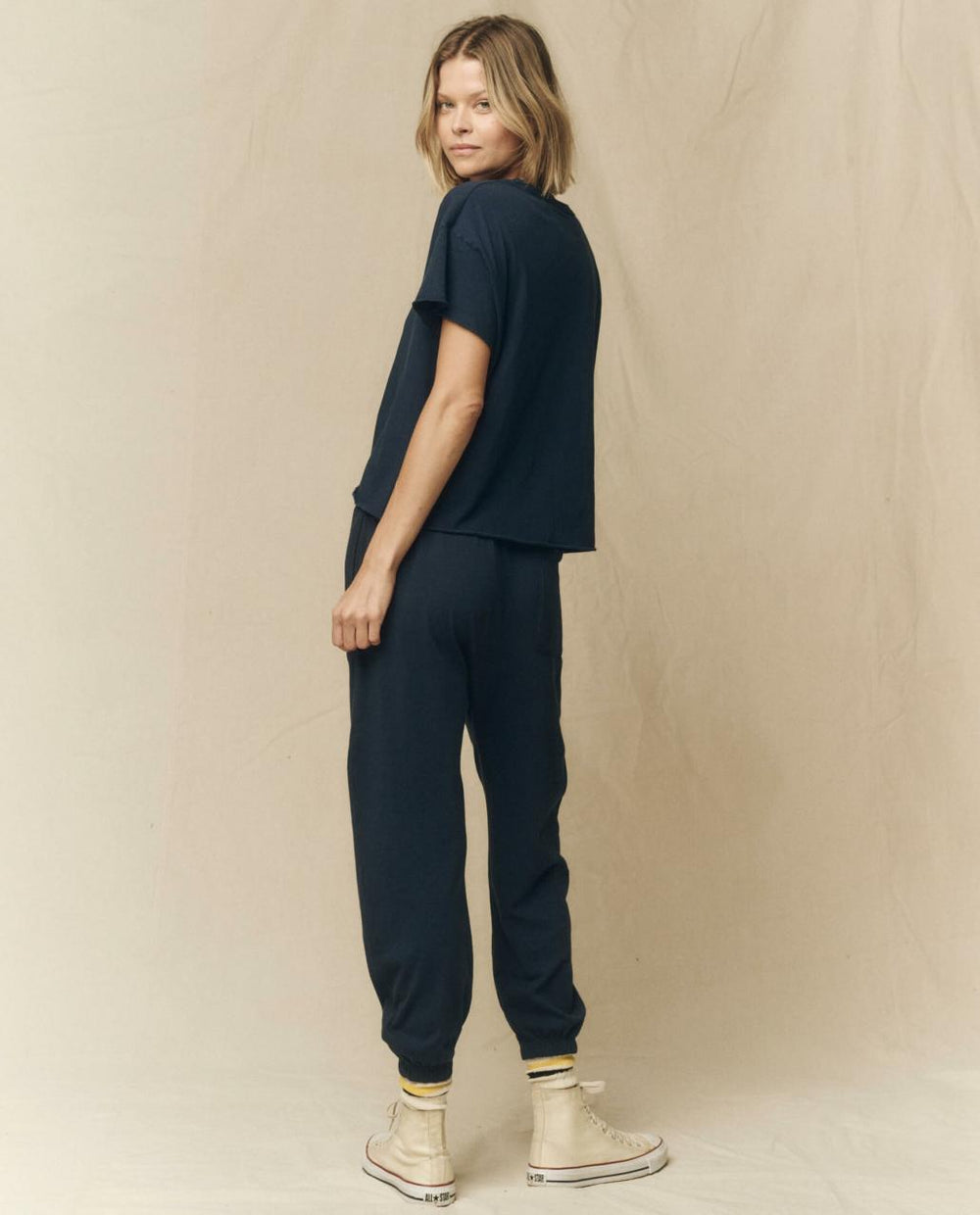 The Great. Tees | The Crop Tee. Solid True Navy - Women