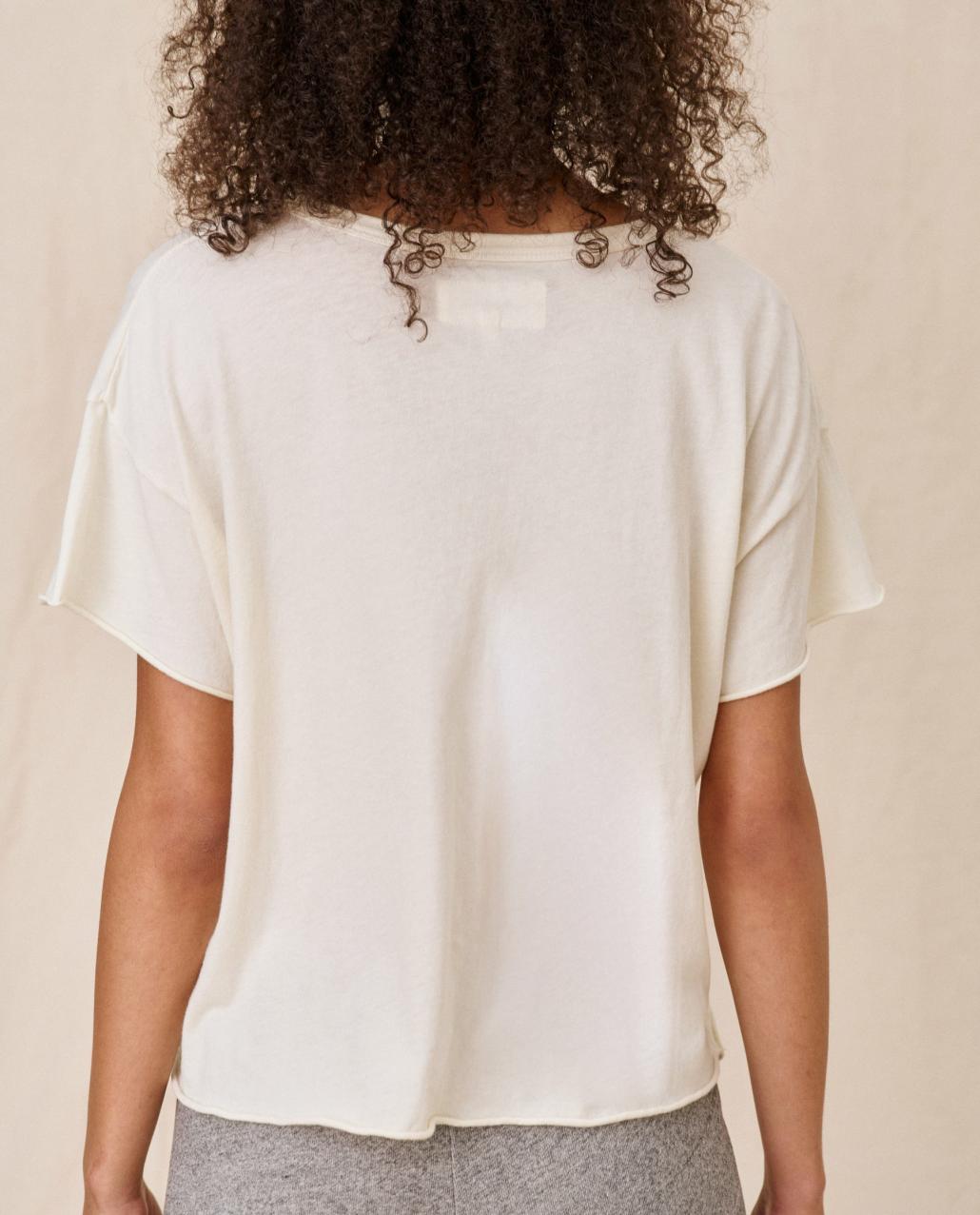 The Great. Tees | The Crop Tee. Solid Washed White - Women