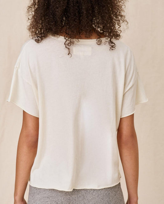 The Great. Tees | The Crop Tee. Solid Washed White - Women