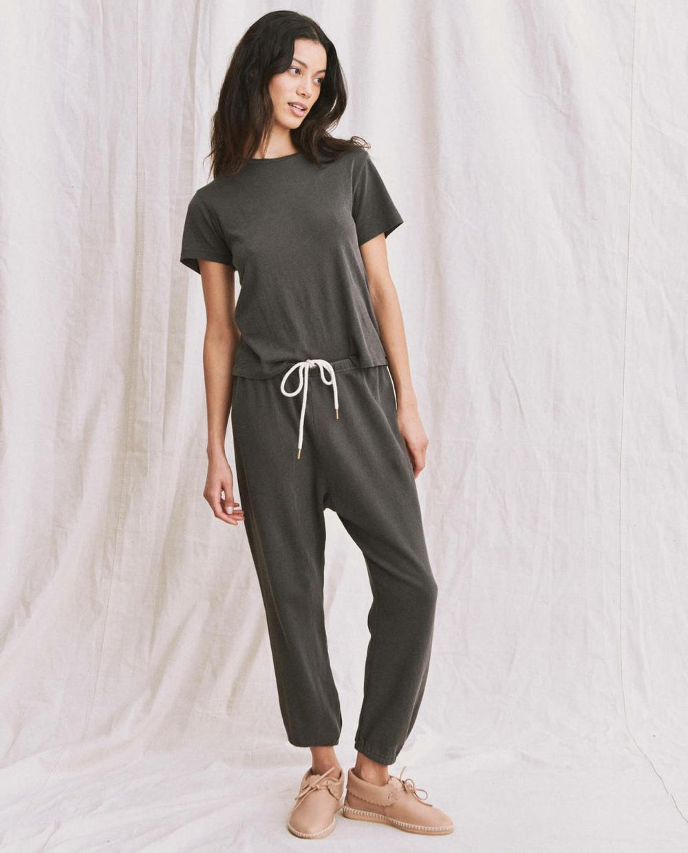 The Great. Tees | The Little Tee. Washed Black - Women