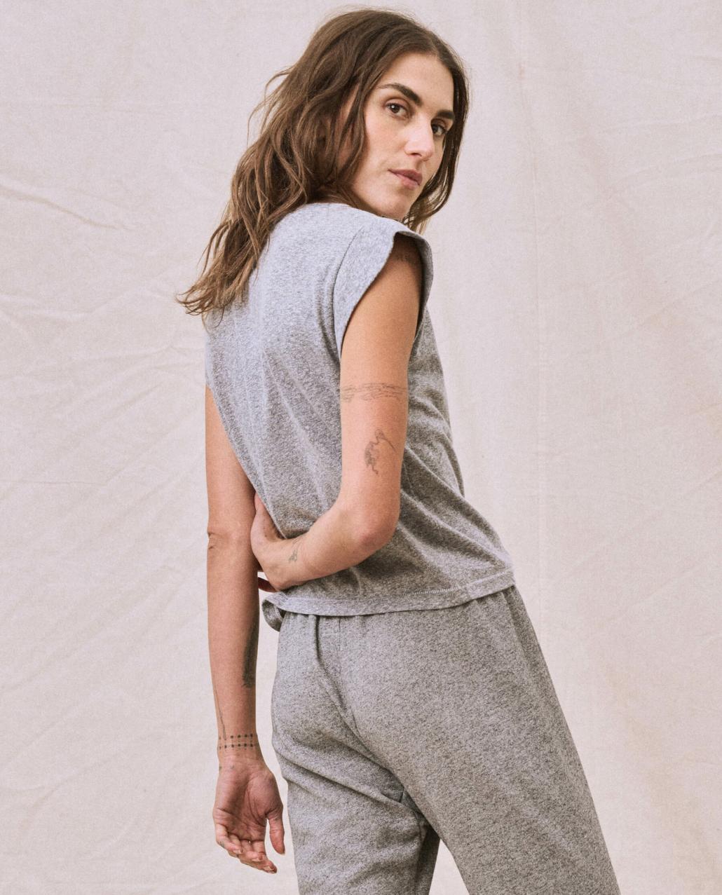 The Great. Tees | The Peak Shoulder Tee. Heather Grey - Women