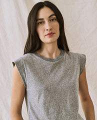 The Great. Tees | The Peak Shoulder Tee. Heather Grey - Women