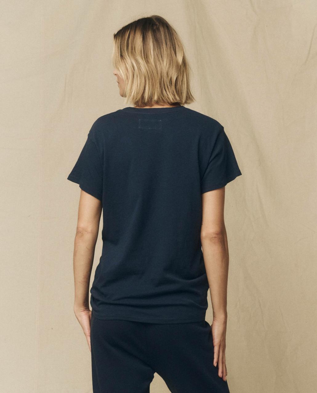 The Great. Tees | The Slim Tee. Almost Black - Women