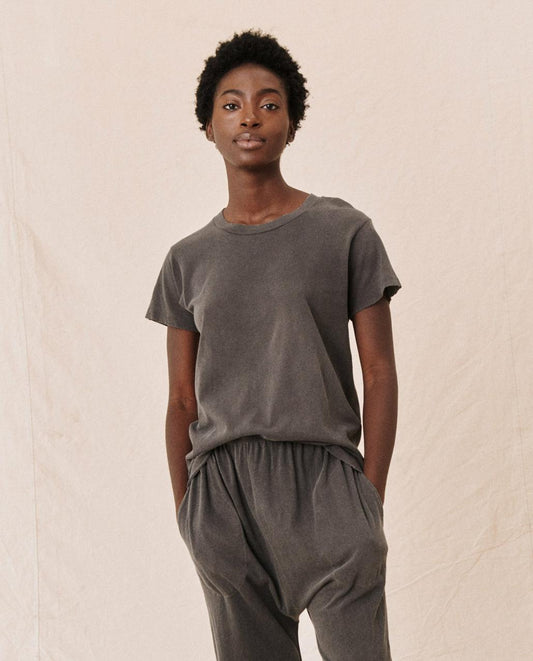 The Great. Tees | The Slim Tee. Washed Black - Women