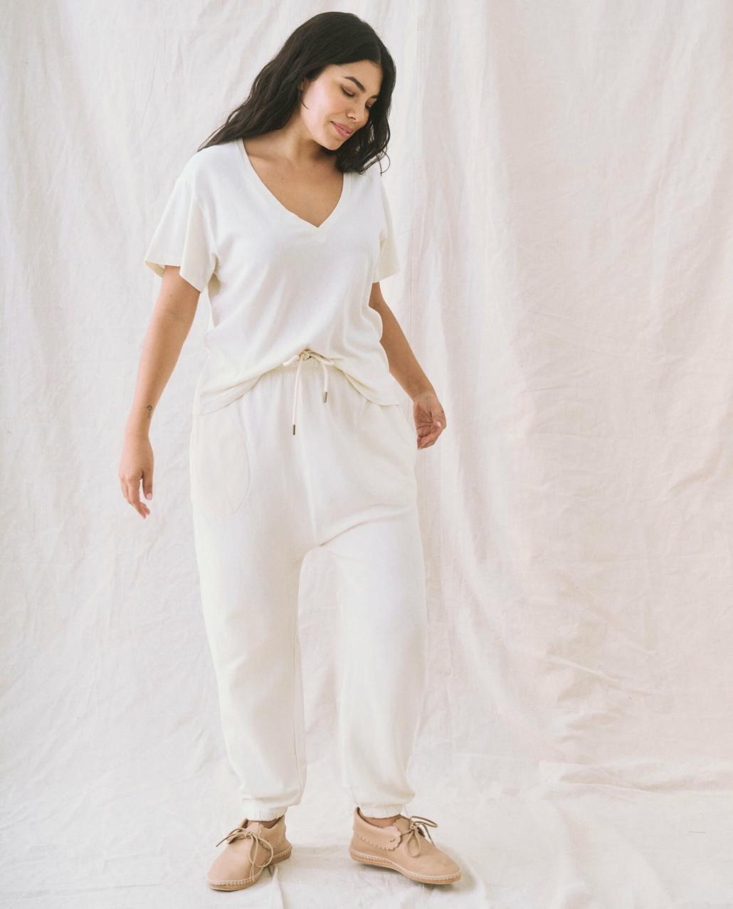 The Great. Tees | The V Washed White - Women